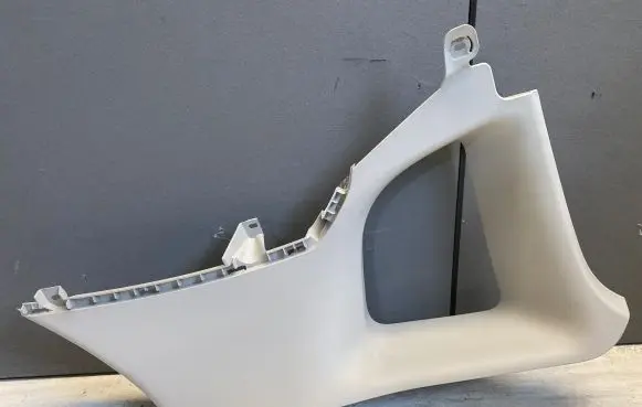Peugeot 3008 I (D)pillar trim (top) 9687800380
