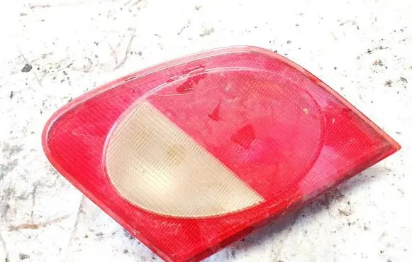Mercedes-Benz E W210 Tailgate rear/tail lights a2108201064