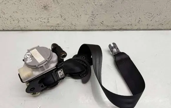 Seat Leon (5F) Front seatbelt 5F4857705