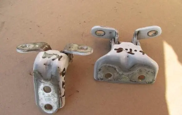 KIA Sportage Front door hinges set 