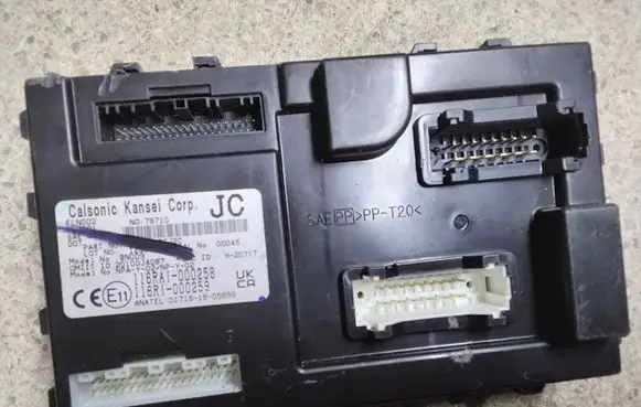 Nissan Leaf II (ZE1) Central body control module 284B15SJ2C 2010DJ4087