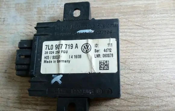 Volkswagen Phaeton Other control units/modules 7L0907719A