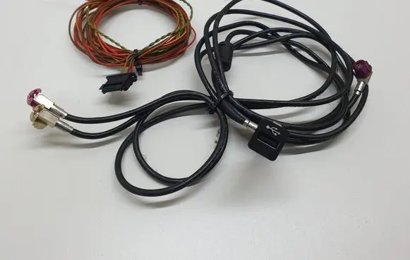 BMW 5 F10 F11 USB socket connector 9237656 84109237656 6954522