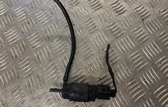 Mercedes-Benz Sprinter W906 Windscreen/windshield washer pump A0008605826
