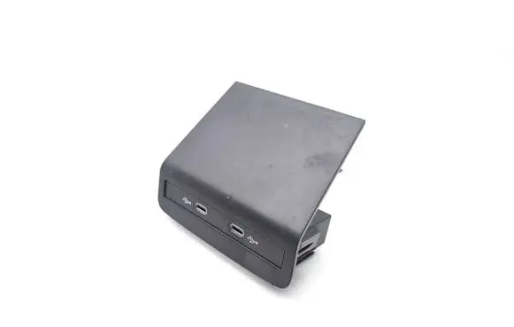 Volkswagen ID.3 USB socket connector 5NA035700