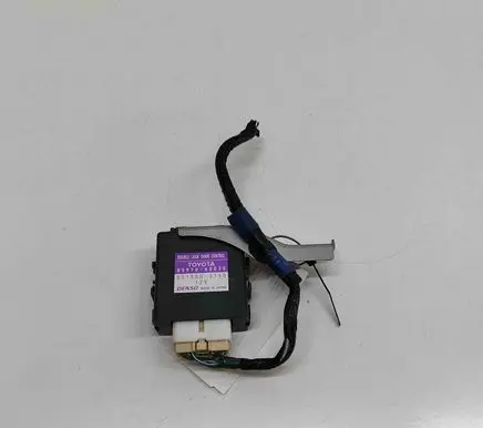 Toyota Land Cruiser (BJ70) Door central lock control unit/module 0515003750 8597060030