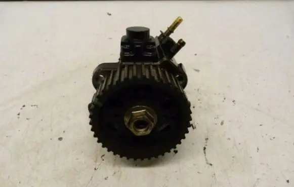 Fiat Bravo Fuel injection high pressure pump 0445010185