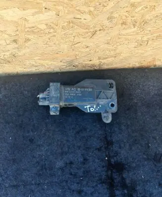 Seat Toledo IV (NH) Coolant fan relay 5J0919506