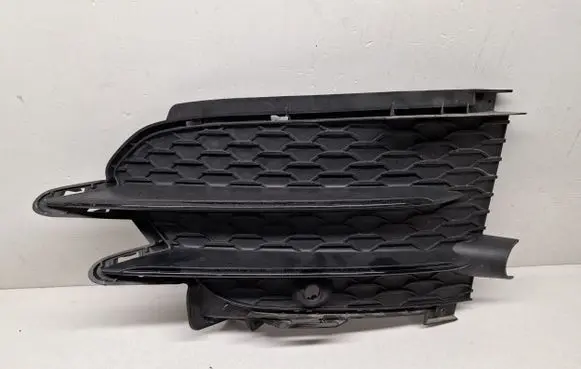 Mercedes-Benz GLS X167 Front bumper lower grill 1678852506 A1678852506