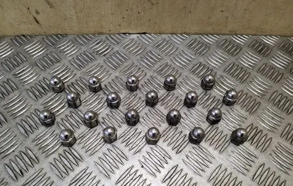 Subaru Outback Nuts/bolts 