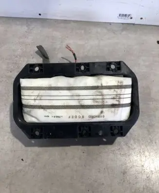 Passenger airbag