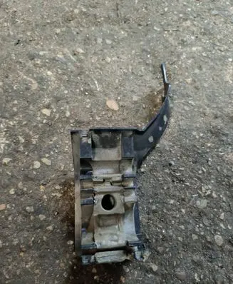 Dodge Durango Other engine bay part 68148901AA