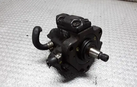 Alfa Romeo 156 Fuel injection high pressure pump 0445010007