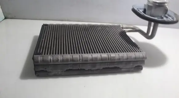 BMW 5 F10 F11 Air conditioning (A/C) radiator (interior) 