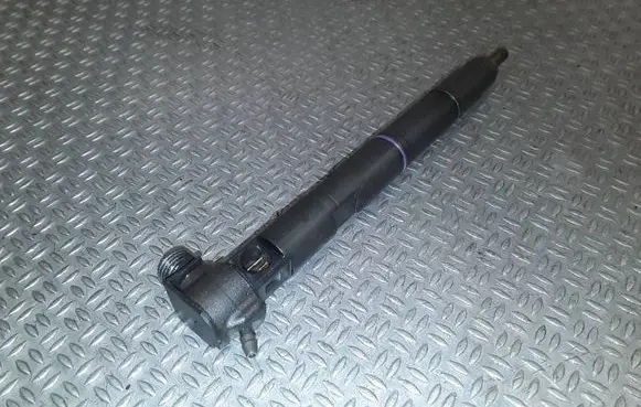 KIA Venga Fuel injector 338002A780 Embr00203d