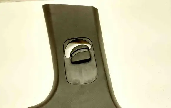 Citroen DS4 (B) pillar trim (bottom) 9687484177