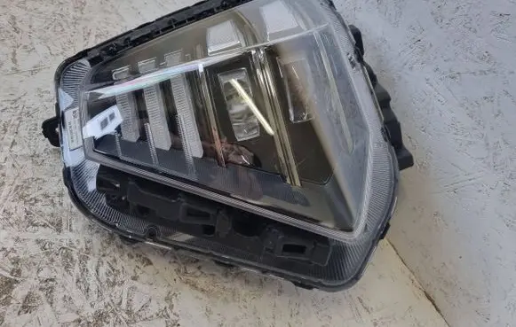 Hyundai Kona II Headlight/headlamp HF921-61120