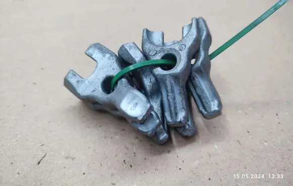 Fuel Injector clamp holder