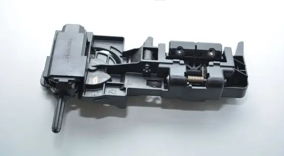 Front door exterior handle/bracket