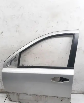 KIA Sorento Front door