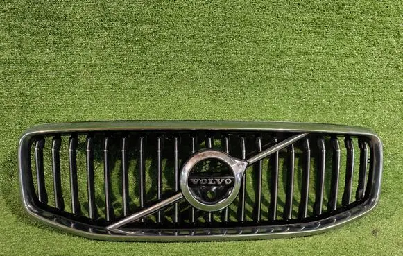 Volvo XC60 Front grill 