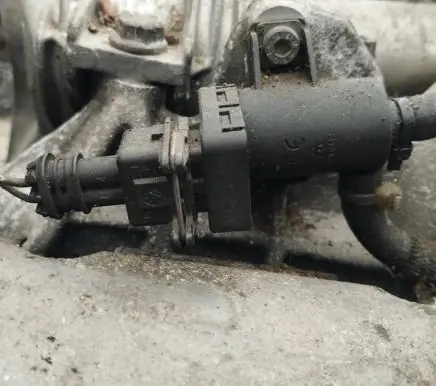 Renault Scenic II - Grand scenic II Turbo solenoid valve
