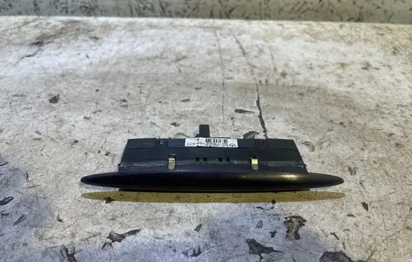 Mercedes-Benz E W211 Parking PDC sensor display screen A0015421523 102367003