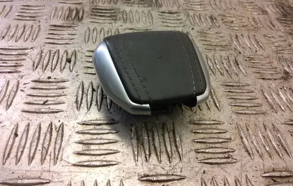 Peugeot 2008 I Handbrake trim 