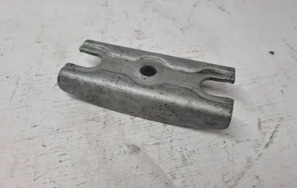 Ford Transit Custom Fuel Injector clamp holder 060813 BK209L535AD