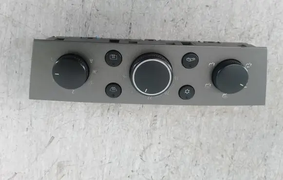 Opel Signum Climate control/heater control trim 74670703
