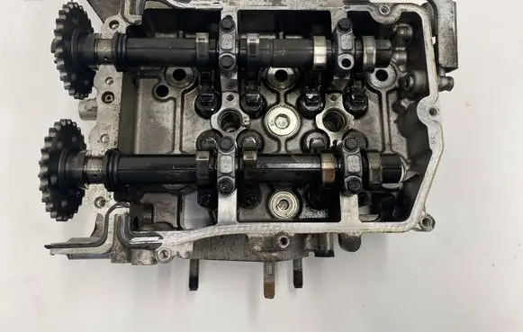 Subaru Forester SH Engine head T20DLH102