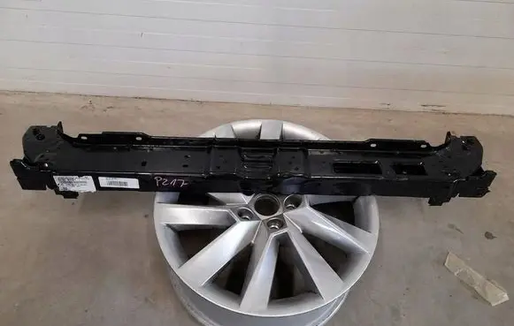 Hyundai Tucson TL Front bumper cross member 12345