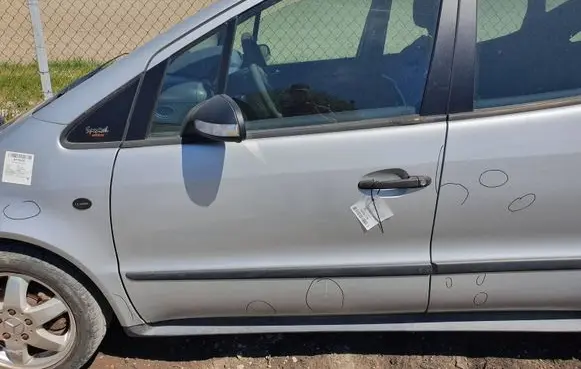 Mercedes-Benz A W168 Front door 761