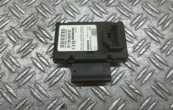 Renault Megane II Ignition key card reader 8200074331