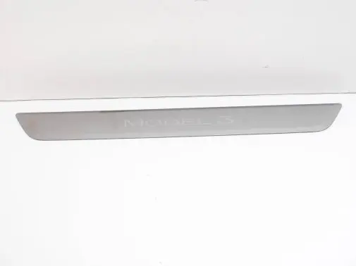 Tesla Model 3 Front sill trim cover 150476300A