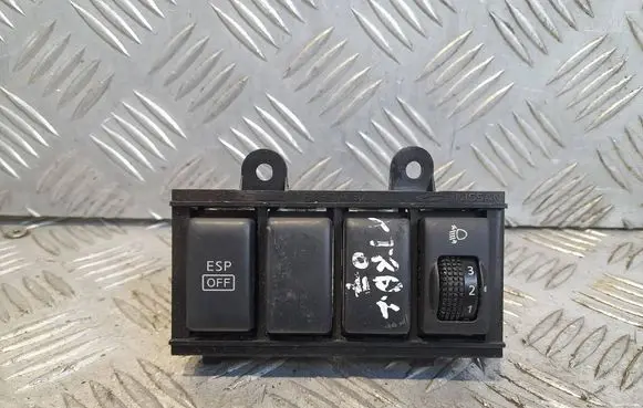 Nissan X-Trail T31 Headlight level height control switch P10971A75000