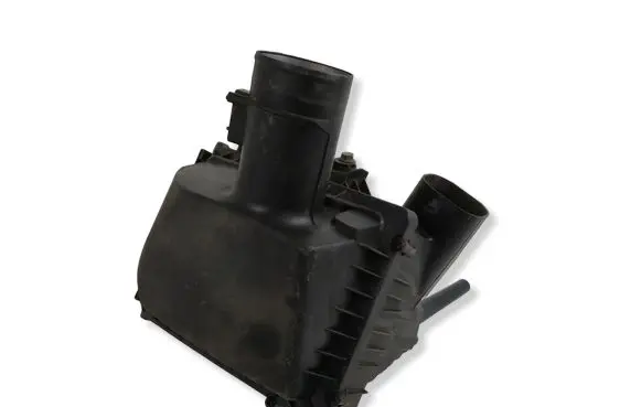 Opel Vivaro Air filter box 165006196R