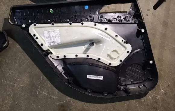 Skoda Octavia Mk2 (1Z) Door card panel trim set 