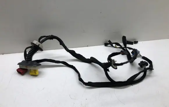 Peugeot 5008 Front door wiring loom 9672304780