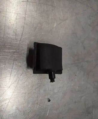 Mercedes-Benz GLC C254 Fuel tank opening switch A0008208112