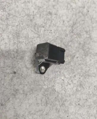 BMW 5 E39 Air pressure sensor 2246977