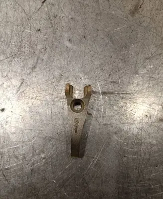 Peugeot Expert Fuel Injector clamp holder 