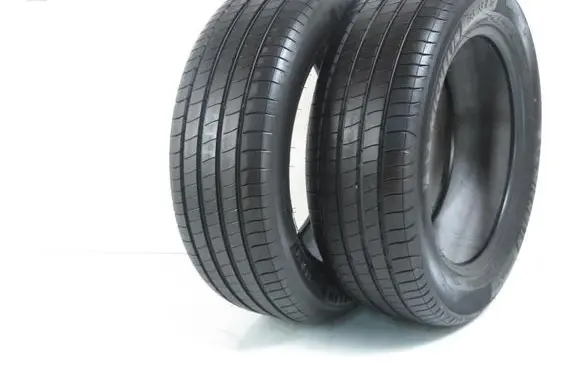 Volkswagen Golf V R16 summer tire 