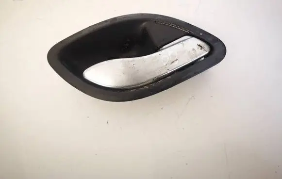 Renault Laguna II Front door interior handle 8200000724