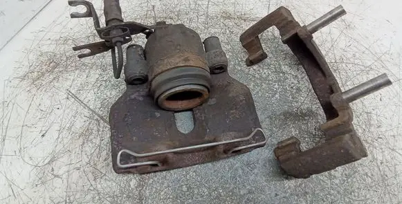 Audi A6 S6 C6 4F Front brake caliper 885