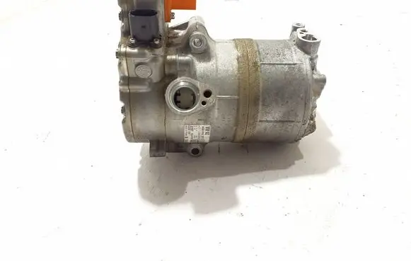 Porsche Panamera (971) Air conditioning (A/C) compressor (pump) 4G0816797C