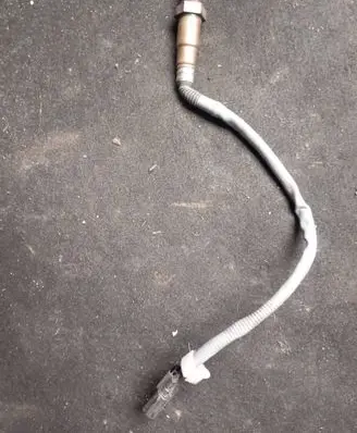 Nissan Qashqai Lambda probe sensor 0281004221