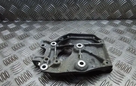 Generator/alternator bracket