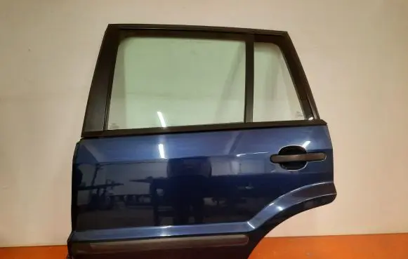 Ford Fusion Rear door