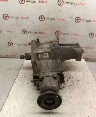 Gearbox transfer box case